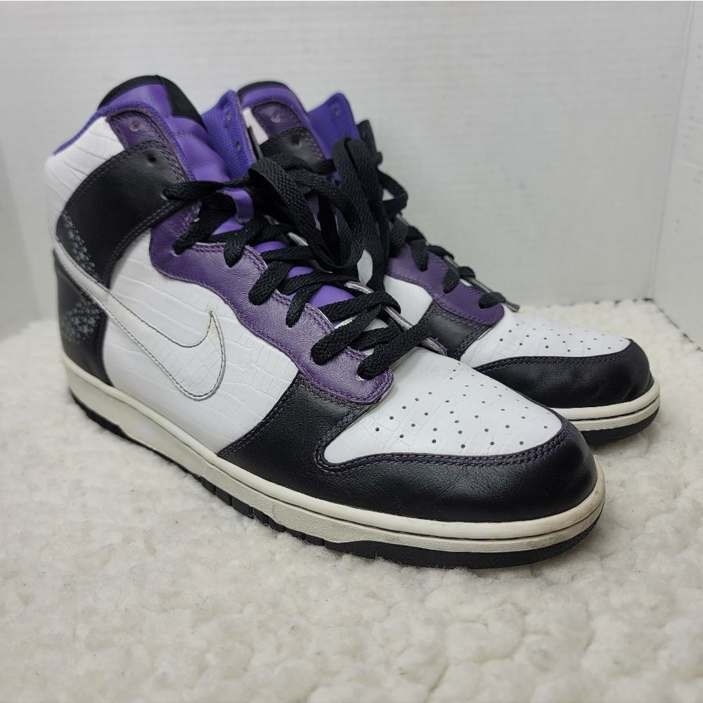 Nike Dunk High Premium “Purple Croc / Stars” (2006) – Rare OG RetroStep Back